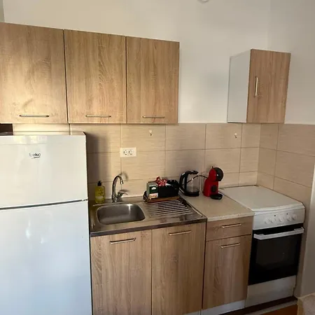 Old Airport Apartment Podgorica