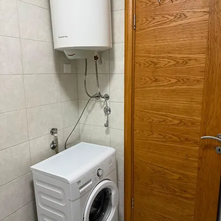Old Airport Apartment